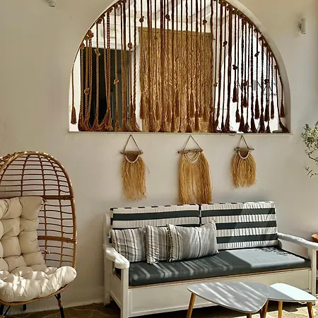 Athina - Lounge Páros