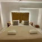Guest house Athina Rooms - Lounge Apartments