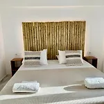 Guest house Athina Rooms - Lounge Apartments