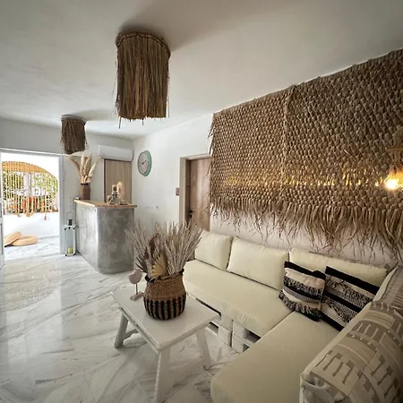 Athina Rooms - Lounge Apartments 3*