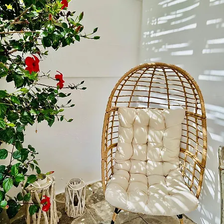 Athina - Lounge 3* פארוס