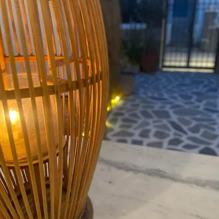 雅典娜闲适旅馆 2* Páros