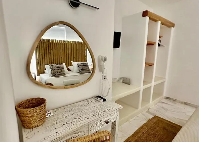 Athina Rooms - Lounge Apartments 3*