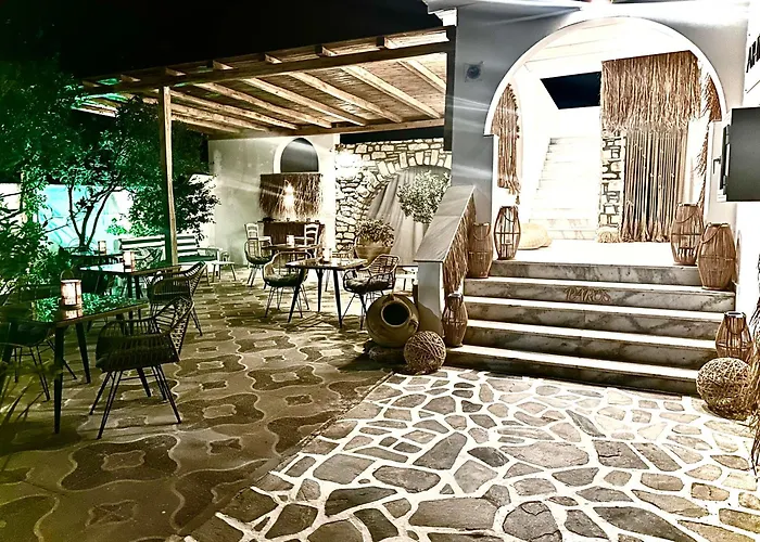 Athina Rooms - Lounge Apartments 3* Parikia (Paros)